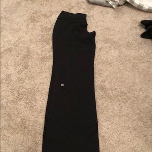 Lululemon yoga pants